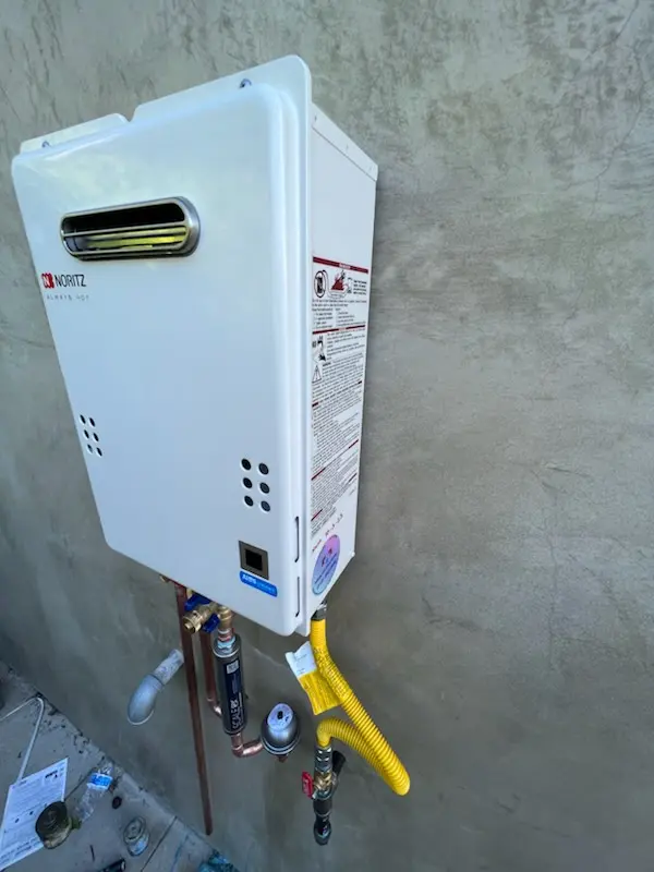 Tankless water heater installation for Tremont City homes